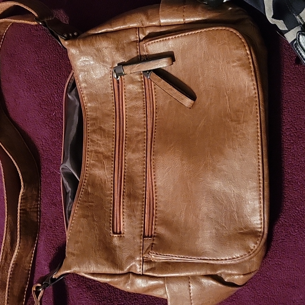 Beautiful purse NWOT